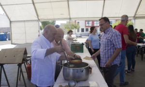 Gambrinus escribe el prólogo para la XII edición del "Concurso de puchero valenciano y postres de kaki de la Ribera" en L'alcúdia